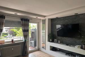Großzügige 3-Zi mit Sonnenbalkon und Blick ins Grüne – Die vollständige Adresse der Immobilie erhältst du vom Anbieter., 33104 Schloß Neuhaus, Paderborn – Vorschaubild 2