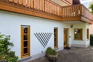 Ein Ort zum Großwerden und Ankommen: Großzügiges Landhaus, Gartenidylle und  Einliegerwohnung. – Die vollständige Adresse der Immobilie erhältst du vom Anbieter., 65558 Gückingen – Vorschaubild 4