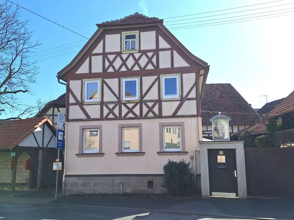 Immobilie in Bad Königshofen im Grabfeld - Liebhaberstück!!! - Bild 0