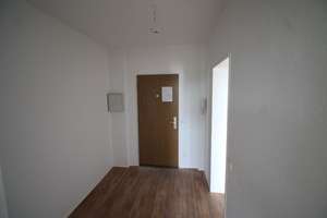 Ihr neues zu Hause- 3 Zimmerwohnung mit Loggia und EBK in Duisburg-Mündelheim! – Im Bonnefeld 22, 47259 Mündelheim, Duisburg – Vorschaubild 3