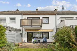 Gepflegtes RMH, ideal für eine Familie mit Terrasse, Balkon, Garage in Nürnberg-Reichelsdorf – Die vollständige Adresse der Immobilie erhältst du vom Anbieter., 90453 Reichelsdorf, Nürnberg – Vorschaubild 15
