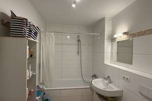 Schöne und ruhige 2 Zimmer Wohnung  – Die vollständige Adresse der Immobilie erhältst du vom Anbieter., 76815 Mühlburg, Karlsruhe – Vorschaubild 2