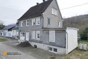Sanierungsbedürftiges Mehrfamilienhaus – Ideales Projekt für Investoren und Handwerker – Oberbergischer Kreis – Vorschaubild 3