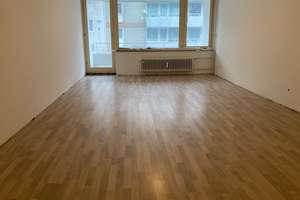 Kompaktes Apartment in Bonn: Ein Zimmer mit Balkon und Einbauküche – Aloys-Schulte-Str. 35, 53129 Kessenich, Bonn – Vorschaubild 2