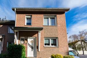 Raum für Familie und Anspruch – Modernes Reihenendhaus mit Garten und vier Zimmern. – Die vollständige Adresse der Immobilie erhältst du vom Anbieter., 42655 Solingen-Mitte, Solingen – Vorschaubild 4