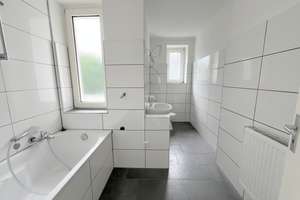 Hier fühle ich mich wohl -  2-Zimmer-Wohnung mit Balkon und blick ins Grün – Weberstraße 6, 44147 Nordmarkt, Dortmund – Vorschaubild 4