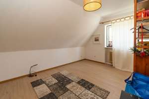 Charmantes Einfamilienhaus mit großem Garten in Lübeck Schlutup – Die vollständige Adresse der Immobilie erhältst du vom Anbieter., 23568 Schlutup, Lübeck – Vorschaubild 13