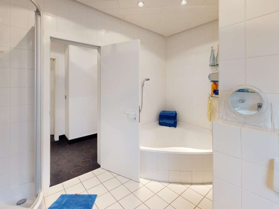 Badezimmer DG