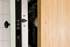 Frauenkirchenblick inklusive: Ruhige 2,5-Zimmer-Wohnung mit Aufzug, schöne EBK, Keller & TG-Option – Marienallee 2, 1099 Radeberger Vorstadt, Dresden – Vorschaubild 17