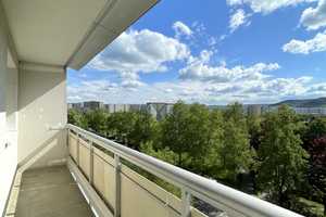 Helle 2-Zimmer-Wohnung mit Balkon! – Richard-Zimmermann-Str. 7, 7747 Jena – Vorschaubild 1