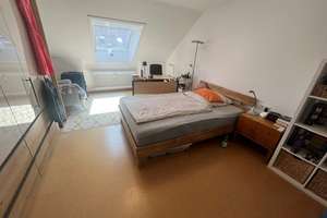 Stuttgart-Möhringen: Charmante 3-Zimmer DG Wohnung mit Balkon – Die vollständige Adresse der Immobilie erhältst du vom Anbieter., 70567 Möhringen-Süd, Stuttgart – Vorschaubild 5