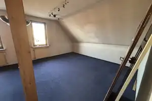 Einfamilienhaus mit viel Platz, Potenzial und Stellplatz – Rhein-Pfalz-Kreis – Vorschaubild 10