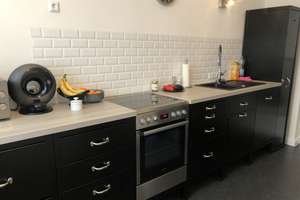 Wunderschöne helle voll Möblierte Altbauwohnung in Düsseldorf Unterbilk zu vermieten – Florastrasse 35, 40215 Unterbilk, Düsseldorf – Vorschaubild 10