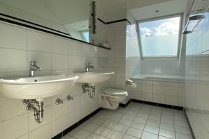 Lichtdurchflutete 3 Zimmer Maisonette Wohnung in D-Düsseltal – Rubenstraße Xy, 40237 Düsseltal, Düsseldorf – Vorschaubild 9