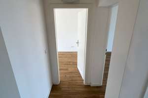 * 4 ZKB * kleiner Balkon * 4.OG * kein Aufzug * – 67059 Mitte, Ludwigshafen am Rhein – Vorschaubild 12