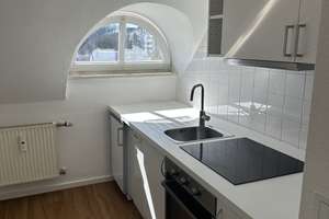 Ruhig zum Innenhof ausgerichtet, helle 1-Zi.-Dachgeschoßwhg., separate Küche – 81371 Sendlinger Feld, München – Vorschaubild 7