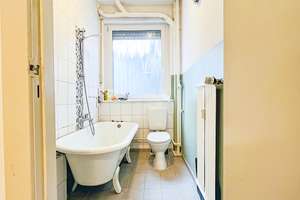 Bezugsfreie, 3-Zimmer-Hochpaterrewohnung mit Balkon im Bayerischen Viertel – Barbarossastraße 26, 10779 Schöneberg, Berlin – Vorschaubild 9