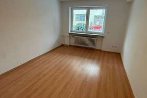 Schöne 3- Zimmerwohnung mit Balkon in Maschseenähe  – Auf dem Emmerberge 2, 30169 Südstadt, Hannover – Vorschaubild 2