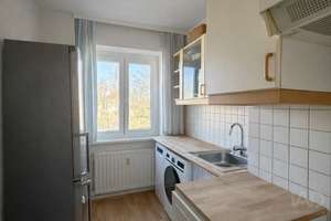 Für Kapitalanleger: Kompakte 3-Zimmer-Wohnung mit Wintergarten und Blick ins Grüne – Die vollständige Adresse der Immobilie erhältst du vom Anbieter., 13583 Falkenhagener Feld, Berlin – Vorschaubild 8