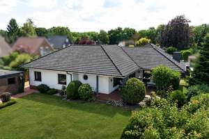 Idyllische Wohnlage in Ofenerdiek – gepflegtes Einfamilienhaus mit großem Garten