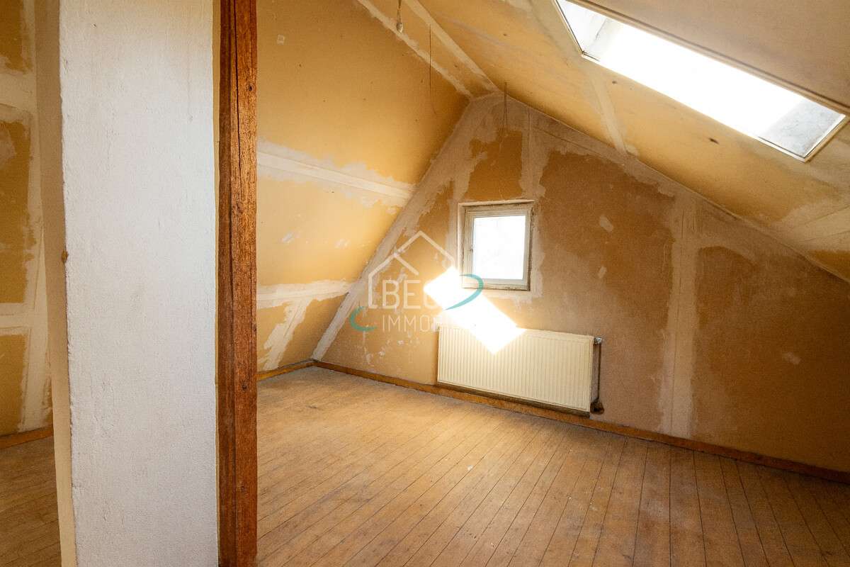 Immobilie in Michelfeld - Zwei Häuser, Gewerbe, Garagen & Freiflächen – vielseitiges Anwesen mit Potenzial - Bild 11