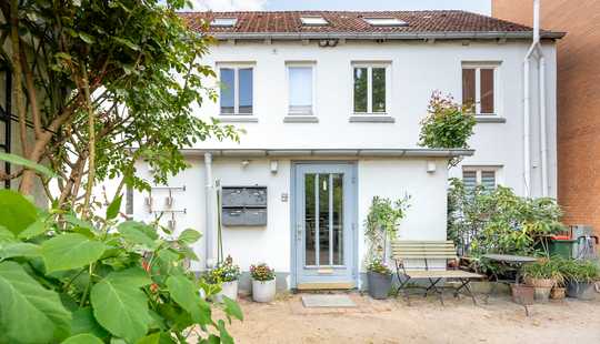 Bild von Raum für Gemeinschaft – charmantes Altbauhaus mit 4 Einheiten in ruhiger Lage