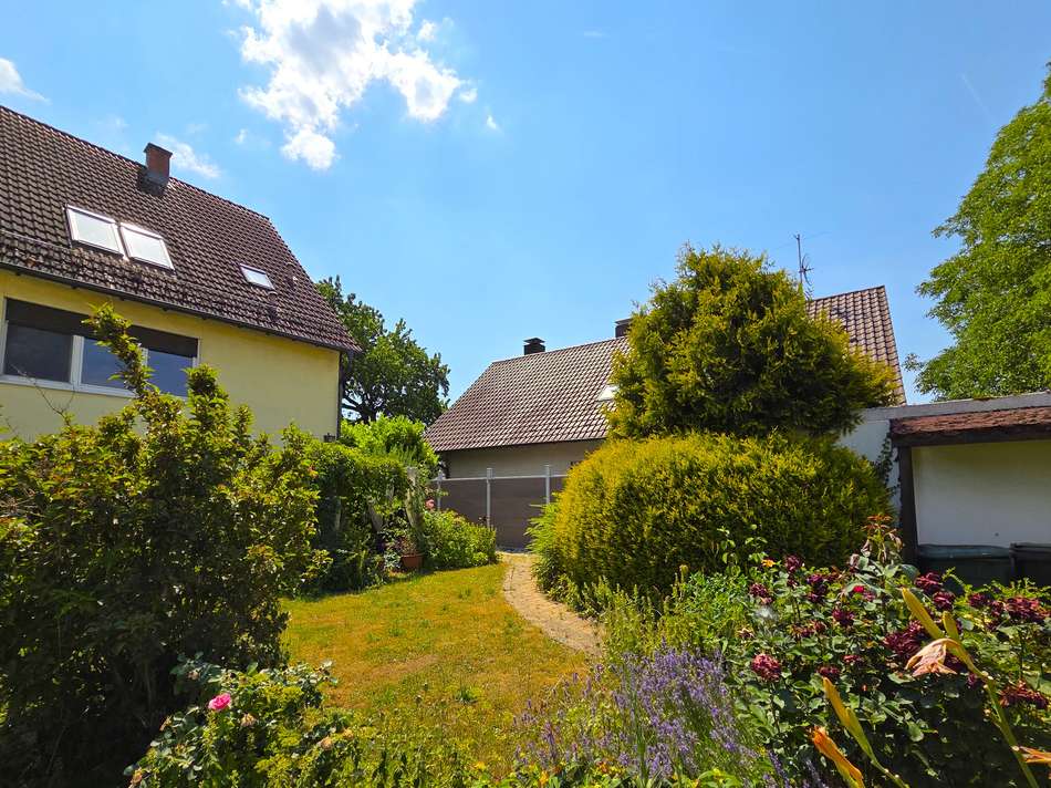 Gartenbereich vor dem Haus
