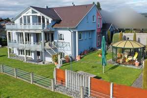 TOP LAGE  2- Familienhaus mit Einliegerwhg., Doppelgarage, Carport, Wintergarten  u. Wellnessbereich – Die vollständige Adresse der Immobilie erhältst du vom Anbieter., 88069 Tettnang – Vorschaubild 2