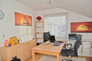 Junges modernes Haus in ruhiger Lage, große Garage, Carport, Garten, Bhf. Strecke  Stuttgart21 - Ulm – Alb-Donau-Kreis – Vorschaubild 13