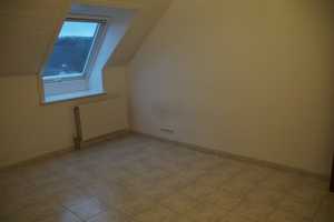 Helle 2-Zimmer DG-Wohnung in Aussichtslage - mit EBK und Balkon – Harzstraße 32, 70469 Stuttgart – Vorschaubild 5