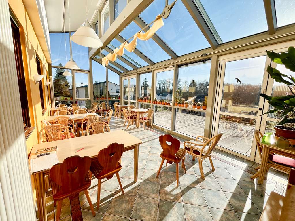 Immobilie in Zweiflingen - Gastronomieanwesen mit großzügigem Wohnbereich und Ausbaupotenzial - Bild 2