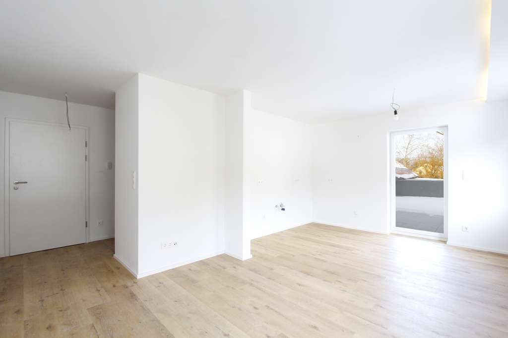 Immobilie in Bad Abbach - Vermietete, kernsanierte Wohnung mit riesiger Dachterrasse + inkl. Bauträgergarantie - Bild 4