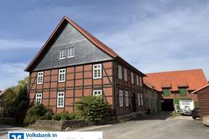 --Bieterverfahren-- Hofstelle im Herzen des Dorfkerns – Die vollständige Adresse der Immobilie erhältst du vom Anbieter., 31737 Rinteln – Vorschaubild 1