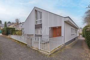 Großzügiges Einfamilienhaus in Toplage – Die vollständige Adresse der Immobilie erhältst du vom Anbieter., 64287 Darmstadt-Ost, Darmstadt – Vorschaubild 3