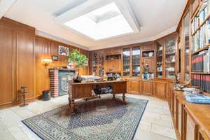 Großzügiges Einfamilienhaus mit Einliegerwohnung, Garten und Entwicklungspotenzial – Die vollständige Adresse der Immobilie erhältst du vom Anbieter., 86179 Haunstetten-Nord, Augsburg – Vorschaubild 8