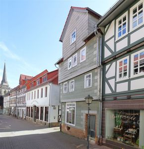 „Mehr als nur Fassade: Dieses Reihenendhaus überzeugt mit inneren Werten“
