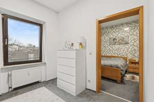 Denkmalschutz: Maisonette-Wohnung mit Potenzial und großzügigem Raumangebot in Wuppertal-Elberfeld – Die vollständige Adresse der Immobilie erhältst du vom Anbieter., 42105 Elberfeld, Wuppertal – Vorschaubild 9