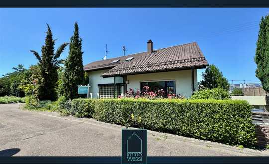 Ruhig gelegenes 3-Familienhaus am Ende einer Sackgasse in Grünwettersbach!
2 von 3 Wohnungen frei !