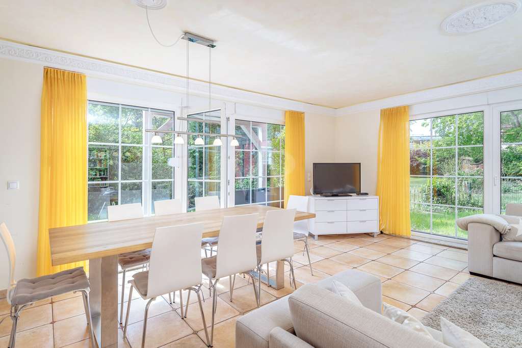 Immobilie in Dierhagen - Ankommen. Durchatmen. Ostsee erleben – Exklusive Wohnung mit Gartenanteil in Südausrichtung - Bild 2