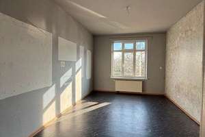 Sanierungsbedürftige 3 Raumwohnung in Leipzig-Großzschocher – Die vollständige Adresse der Immobilie erhältst du vom Anbieter., 4249 Großzschocher, Leipzig – Vorschaubild 3