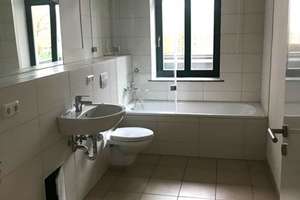 ++Achtung Kapitalanleger++ Zentral Leipzig Stötteritz - attraktiv 3-Raum-WE + Balkon, Tageslichtbad – Schönbachstraße 77, 4299 Stötteritz, Leipzig – Vorschaubild 5