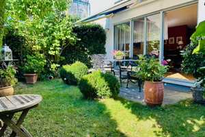 ***BESTE LAGE FÜR FAMILIEN,
RUHIG, GUTE ANBINDUNG, TOLLE AUSRICHTUNG!*** – Augsburg – Vorschaubild 1
