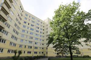 ÜBER DEN DÄCHERN BERLINS - MIT ÜBERDACHTEM BALKON & WEITBLICK - ZUM NEU GESTALTEN – Meller Bogen 12 cc, 13403 Reinickendorf (Ortsteil), Berlin – Vorschaubild 23
