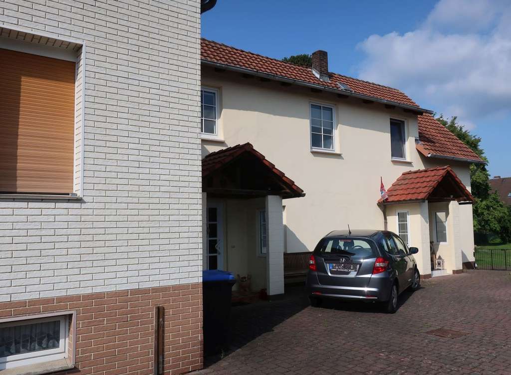 Immobilie in Hameln - Attraktives Anlageobjekt mit Vorder- und Hinterhaus auf großzügigem Grundstück in Groß Hilligsfeld - Bild 4