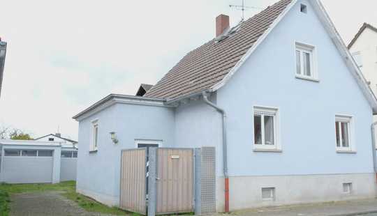 Bild von Schnuckeliges Haus mit schönem Gartengrundstück, Ortsrandlage von Hähnlein, provisionsfrei f. Käufer