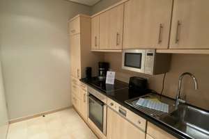 Traumhaftes Apartment an der Frauenkirche mit EBK, Gemeinschaftsterrasse und Fitness – Frauenstraße 14, 1067 Innere Altstadt, Dresden – Vorschaubild 15