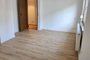 Erstbezug nach Renovierung: 3-Zimmer-Wohnung mit Loggia am Marienplatz – Die vollständige Adresse der Immobilie erhältst du vom Anbieter., 70178 Karlshöhe, Stuttgart – Vorschaubild 5