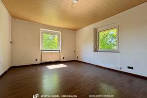 3.229 m² Grundstücksfläche mit Dreifamilienhaus und Doppelgarage an der Haardt – Die vollständige Adresse der Immobilie erhältst du vom Anbieter., 97422 Eselshöhe/Haardt, Schweinfurt – Vorschaubild 10