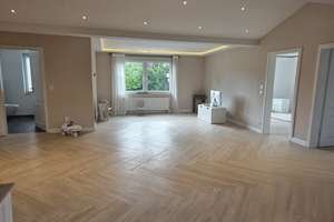 4 Zimmerwohnung vielfältig nutzbar! – Die vollständige Adresse der Immobilie erhältst du vom Anbieter., 22143 Rahlstedt, Hamburg – Vorschaubild 2