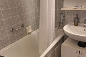 Helle, ruhige 3-Zimmer-Wohnung mit zwei Balkonen in Erlangen – Schallershofer Str. 46a, 91056 Steinforst, Erlangen – Vorschaubild 8